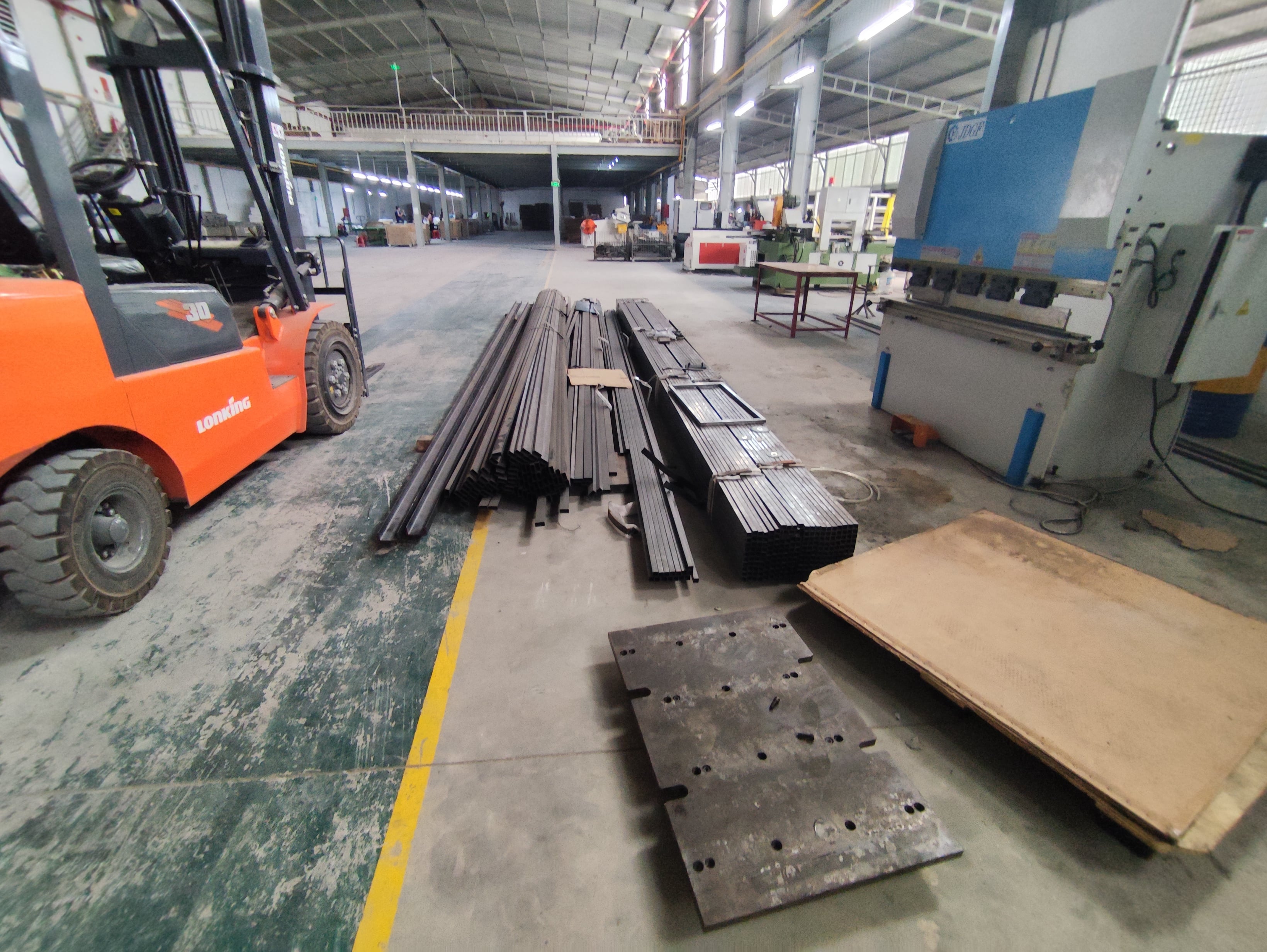 Raw material (2).jpg